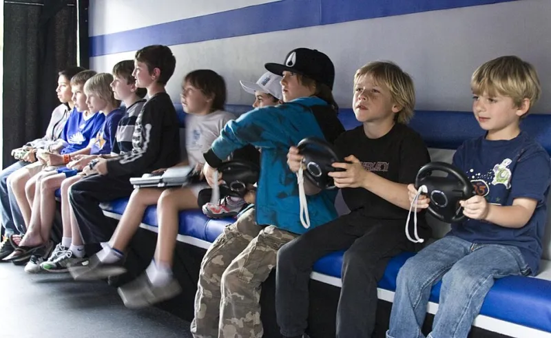 Split Screen, Divided World: The Slow Death of Gaming's Greatest Social Ritual